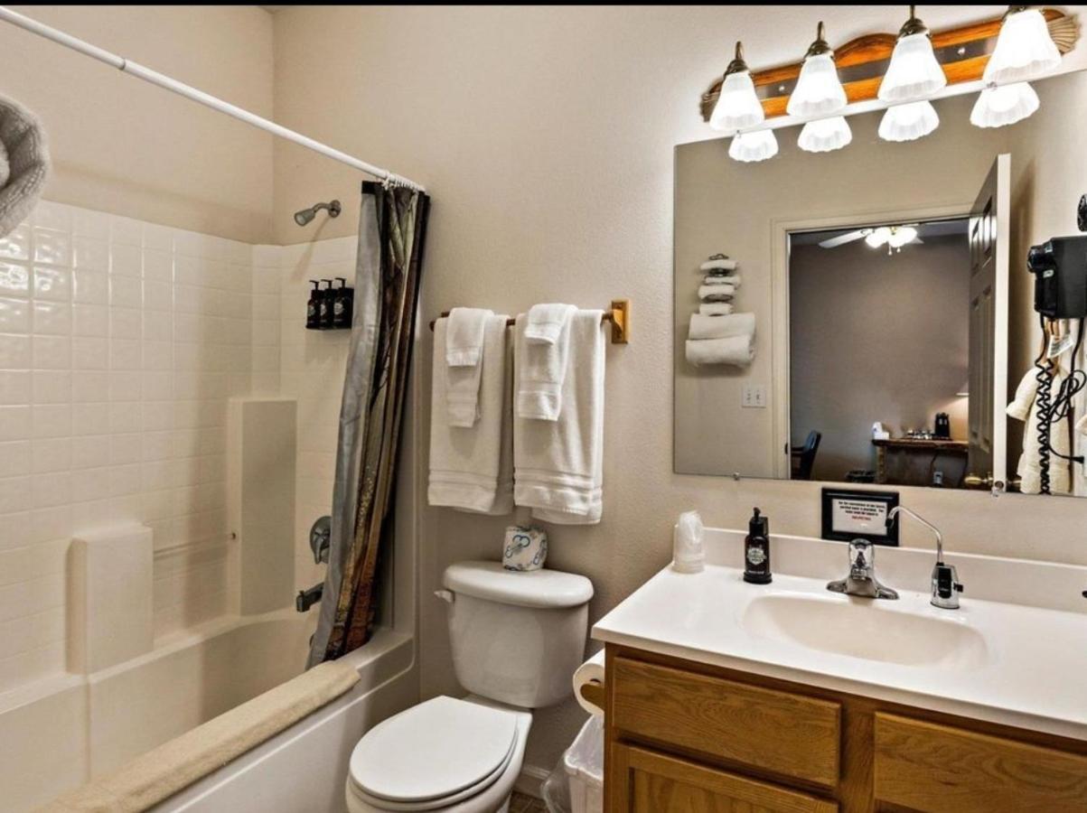 Southfork Lodge - Riverside Inn Lowman Extérieur photo